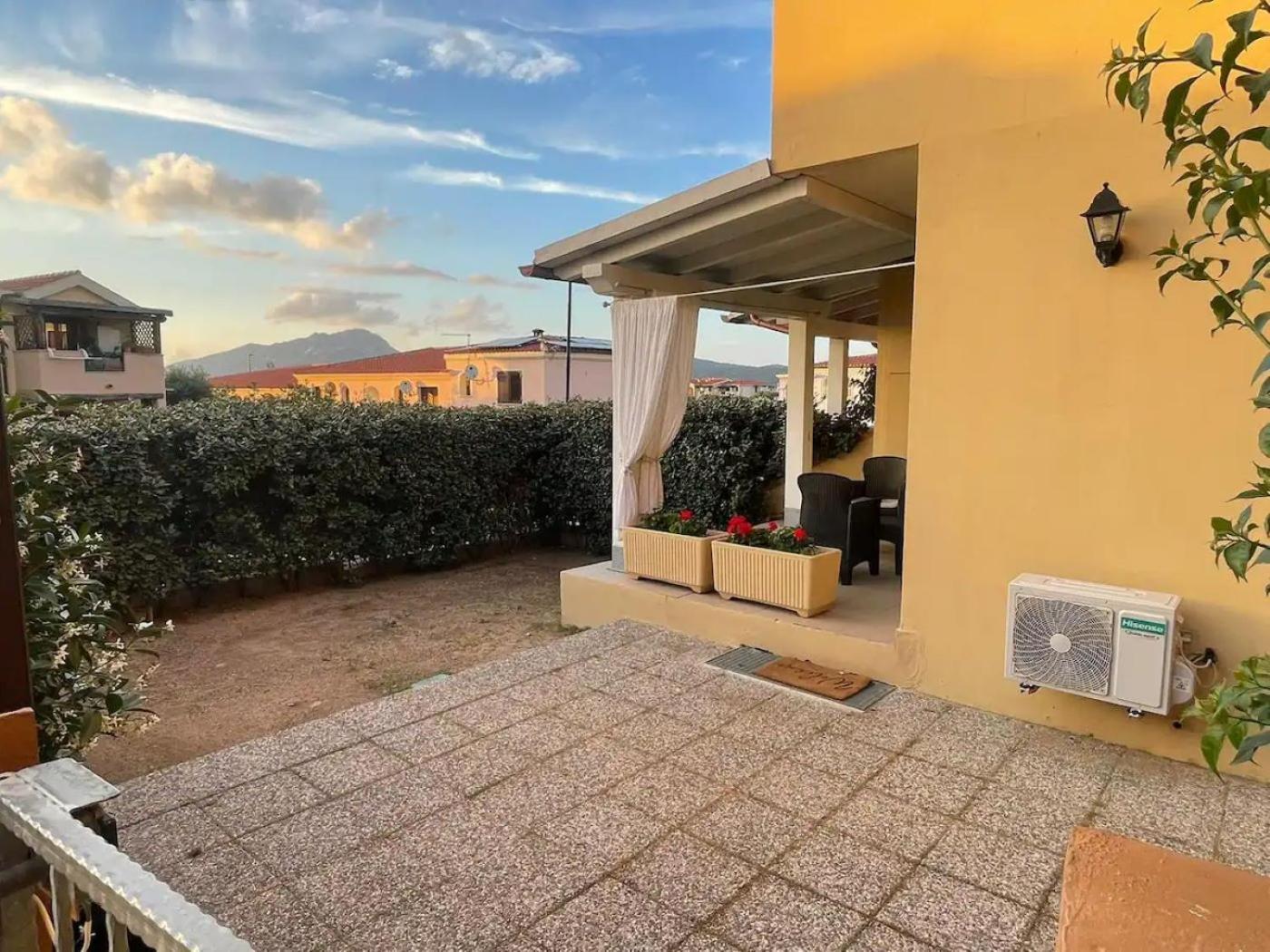 Home And Life Olbia Holiday Bagian luar foto